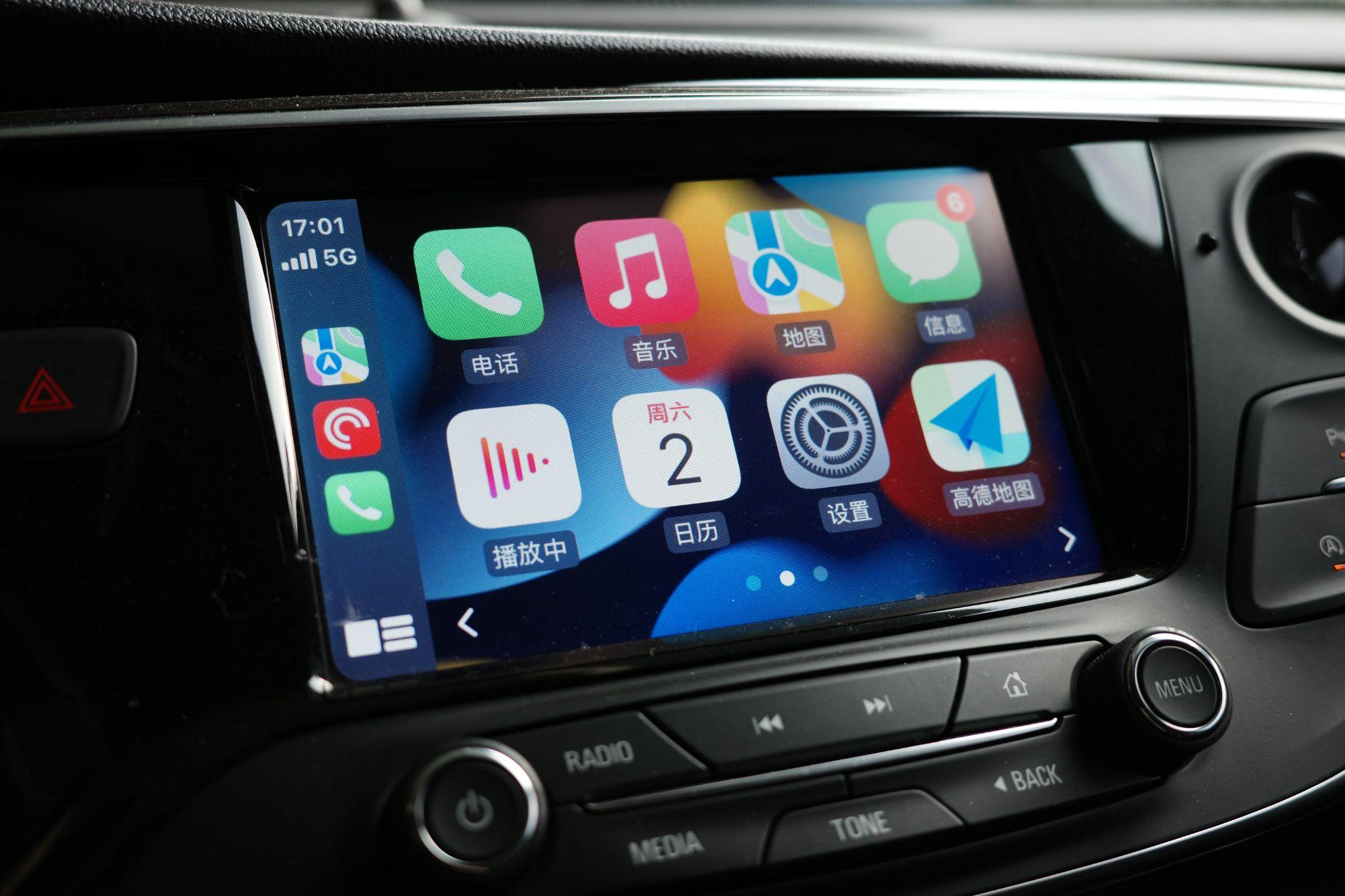 The Best Wireless Carplay 2 in 1 Adapter in 2024